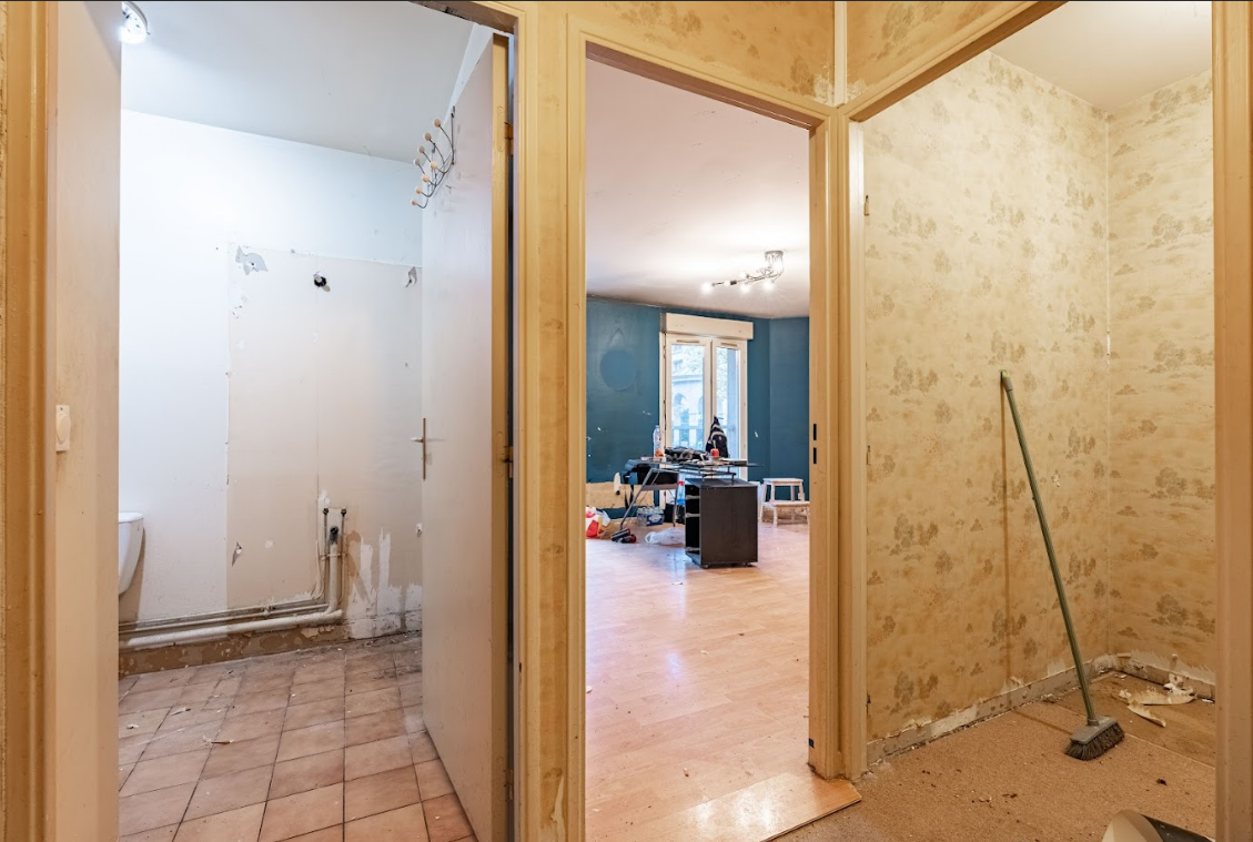 pose de parquet entrée, séjour et dressing studio Antony