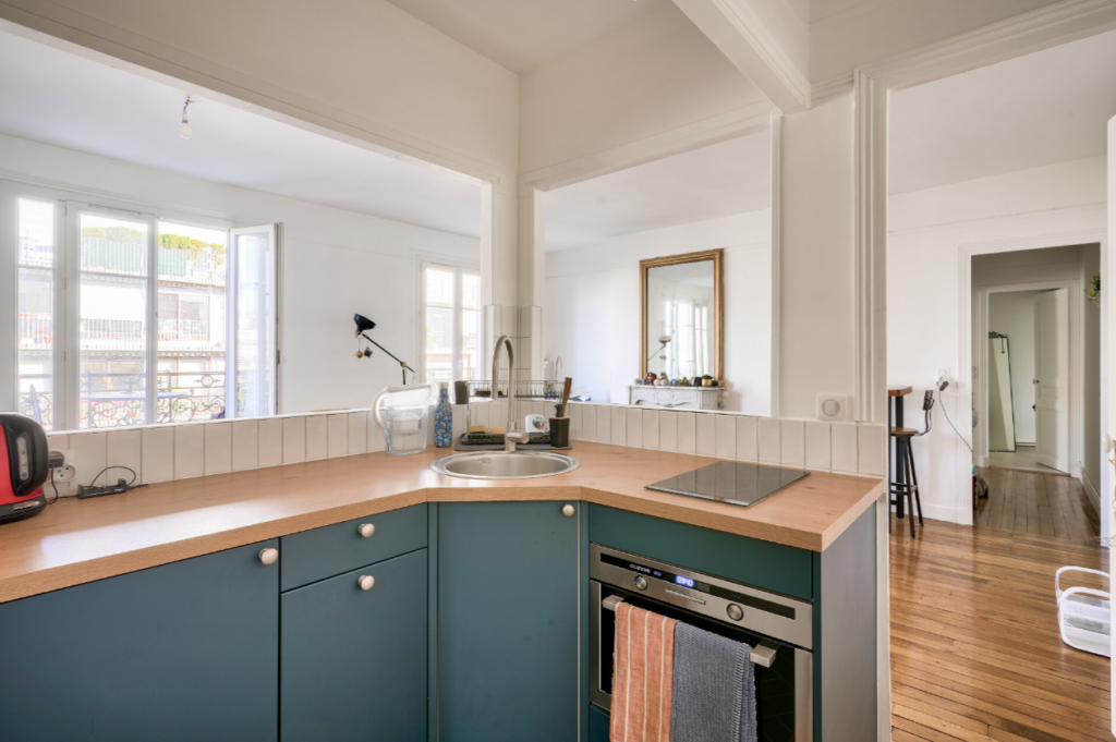 Comment transformer cuisine placard en une cuisine américaine ?